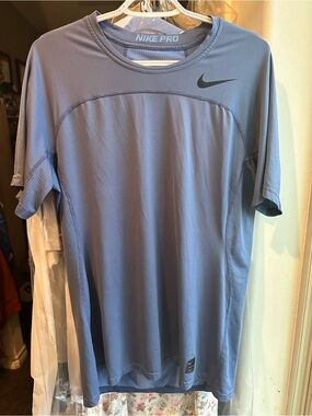 Nike Pro Hypercool Fitted Short Sleeve Training Shirt